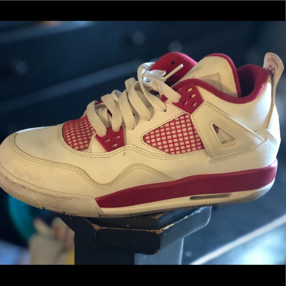 Jordan 4